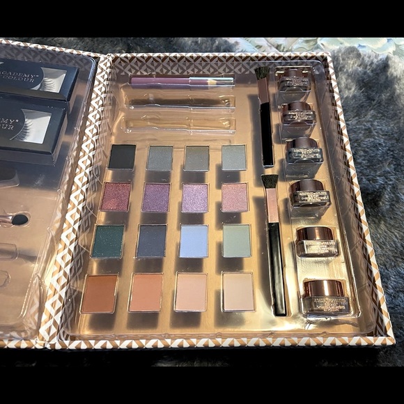 Eye Makeup Set - Picture 4 of 6